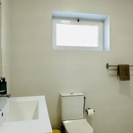 Vital By Check-in Portugal 펜션 *